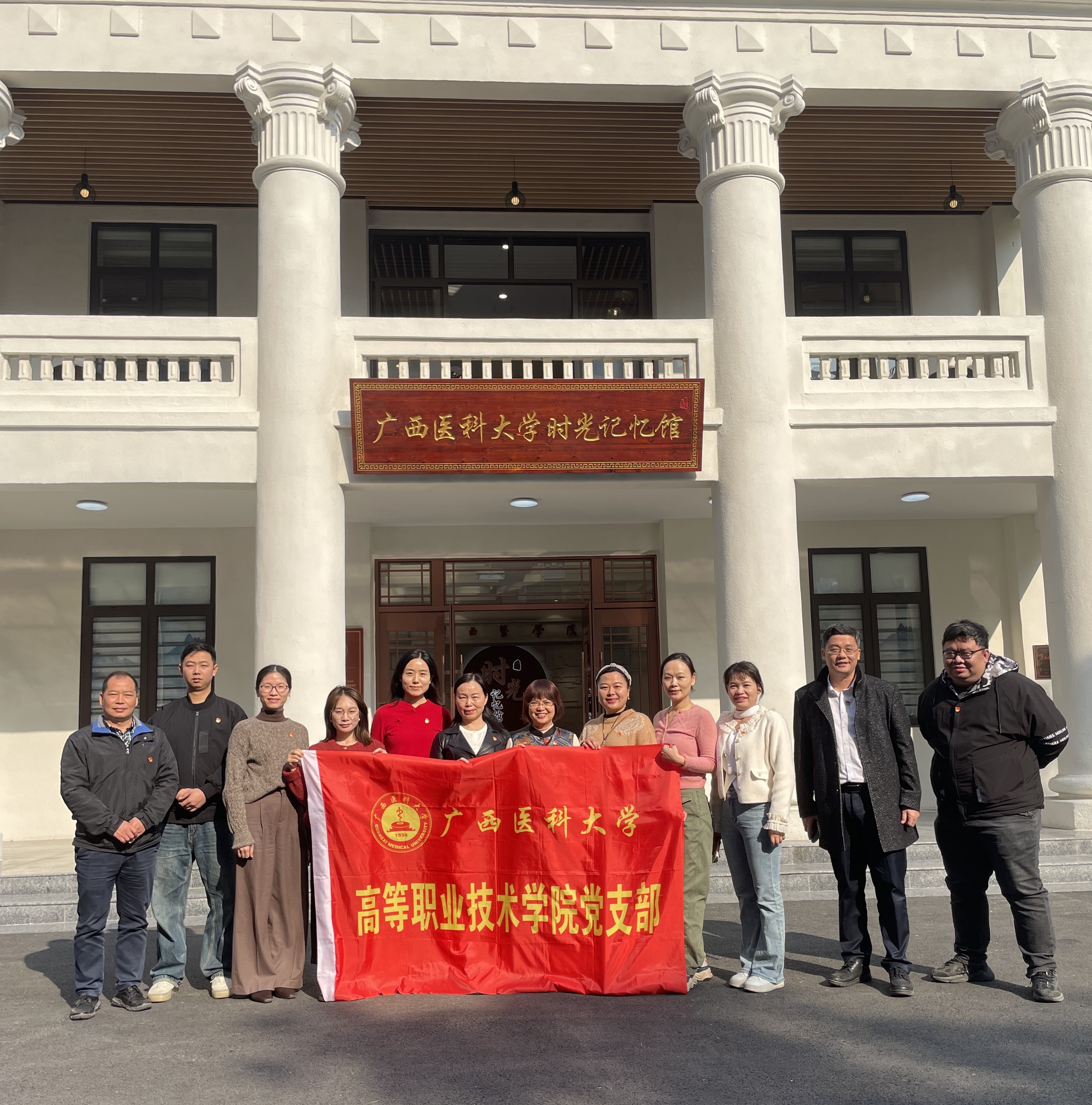 3_副本.jpg 英国上市公司365