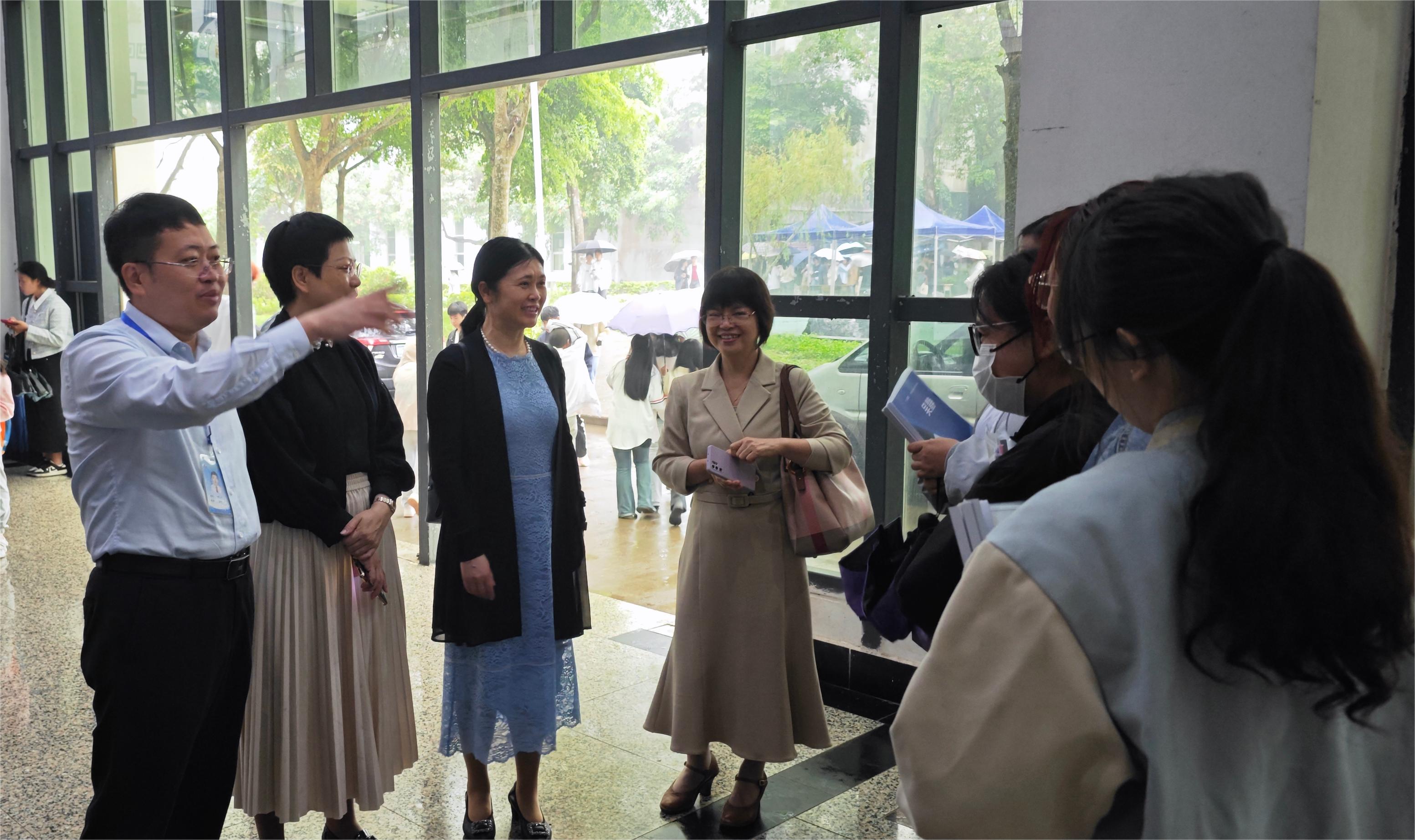 英国上市公司365